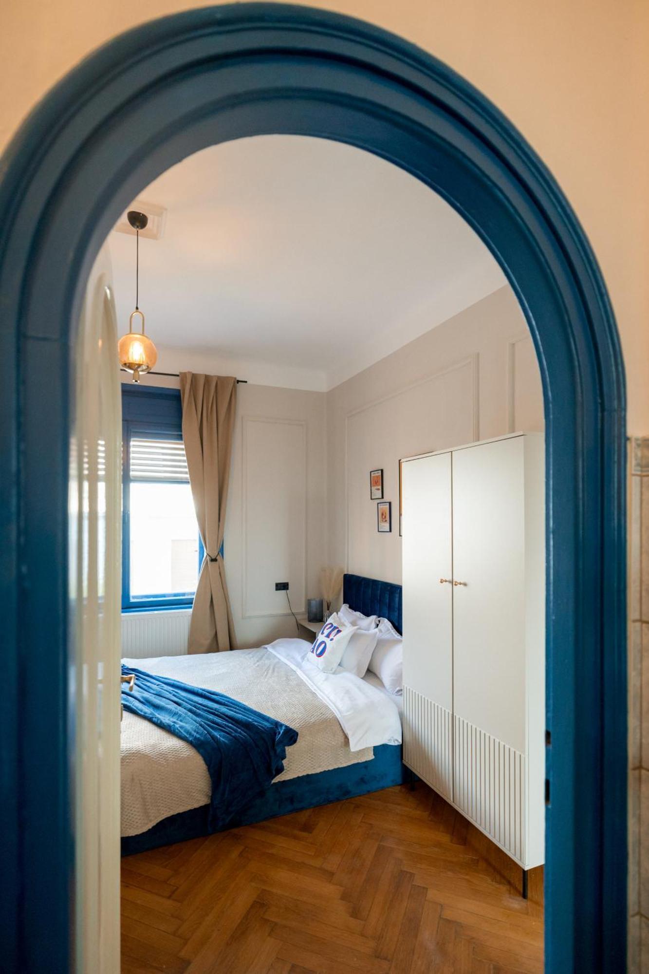 Decebal Central Studio - Elegant And Cozy Stay Arad Bagian luar foto