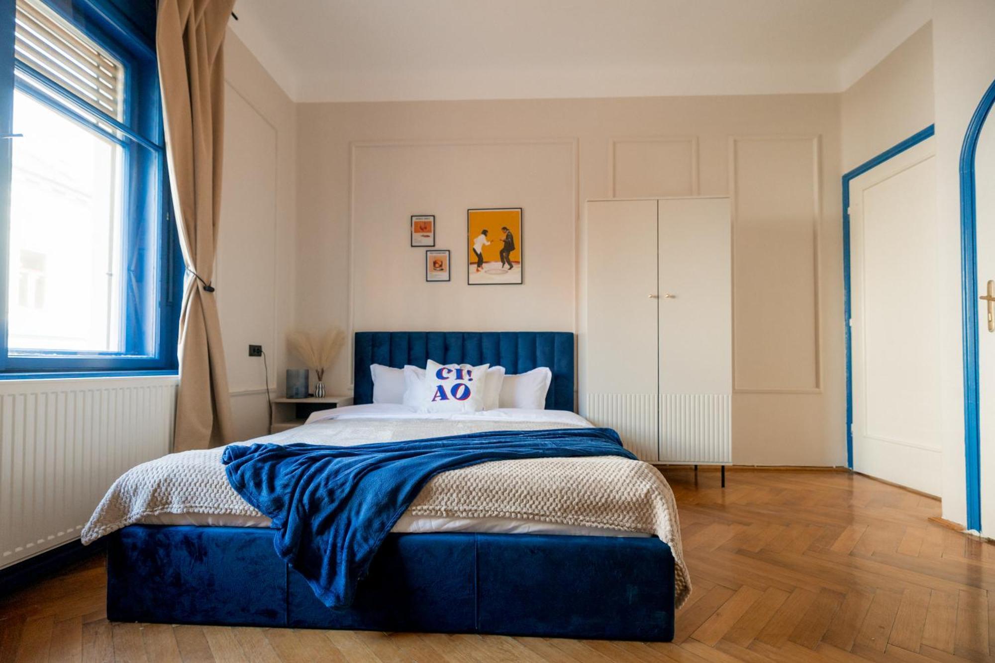Decebal Central Studio - Elegant And Cozy Stay Arad Bagian luar foto